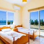 Villa Aristotelis *
