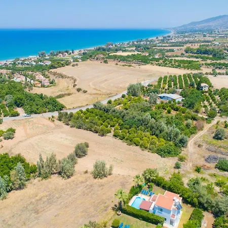 Aristotelis * Argaka