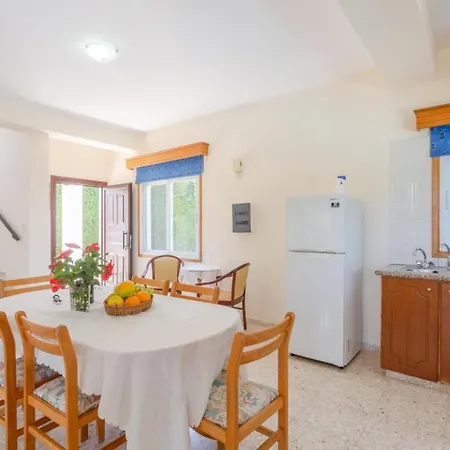 Aristotelis Villa