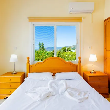 Aristotelis Villa *